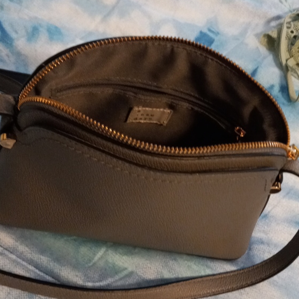 Shoulder Purse - Picture 2 of 2